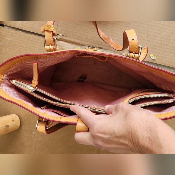 VTG Dooney & Bourke Crossword Tote Vachetta - Picture 13 of 15